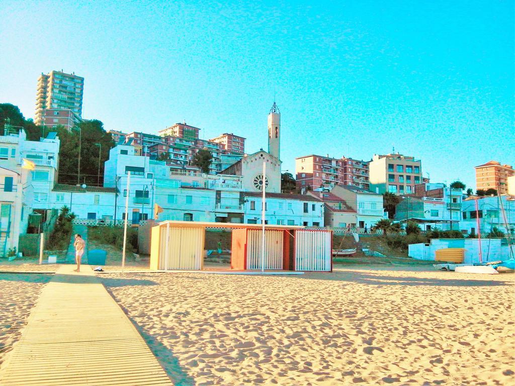 Claire Seaview & Beach-Apartment Montgat Dış mekan fotoğraf