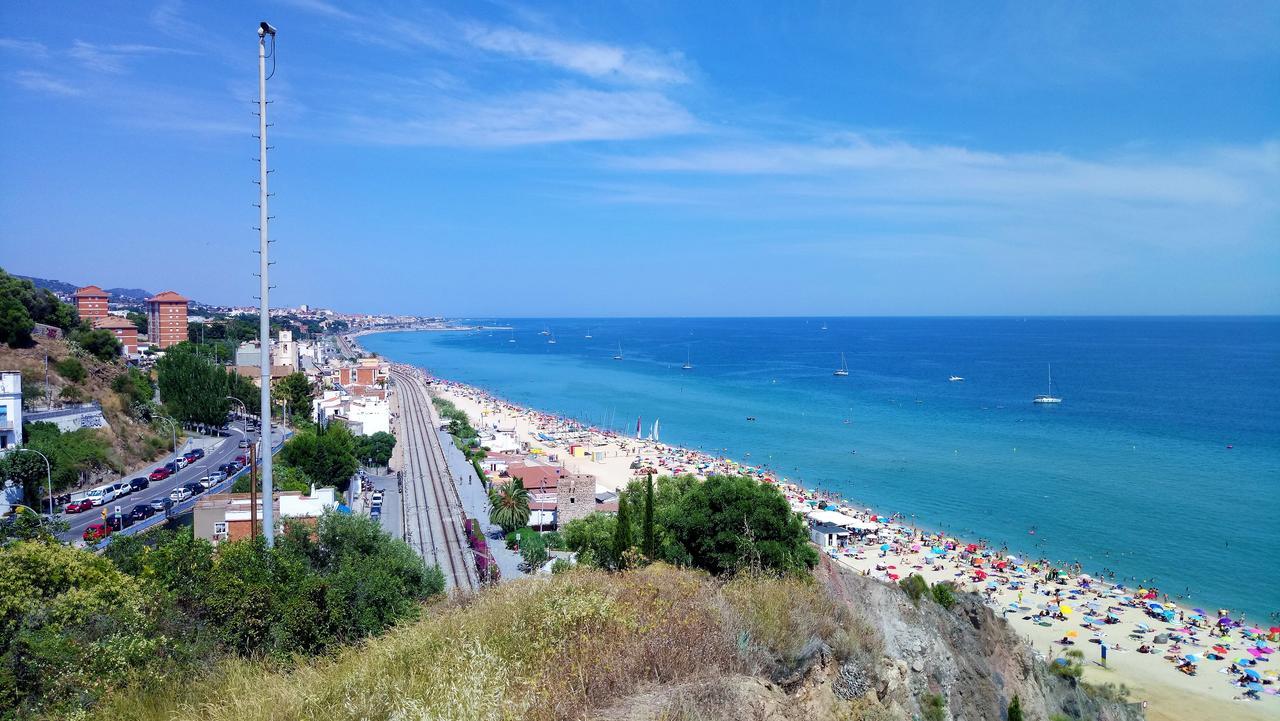 Claire Seaview & Beach-Apartment Montgat Dış mekan fotoğraf
