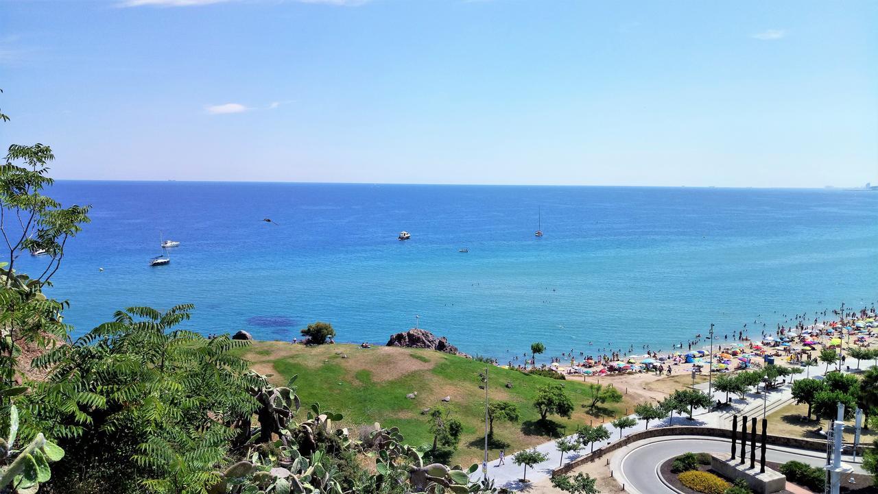 Claire Seaview & Beach-Apartment Montgat Dış mekan fotoğraf